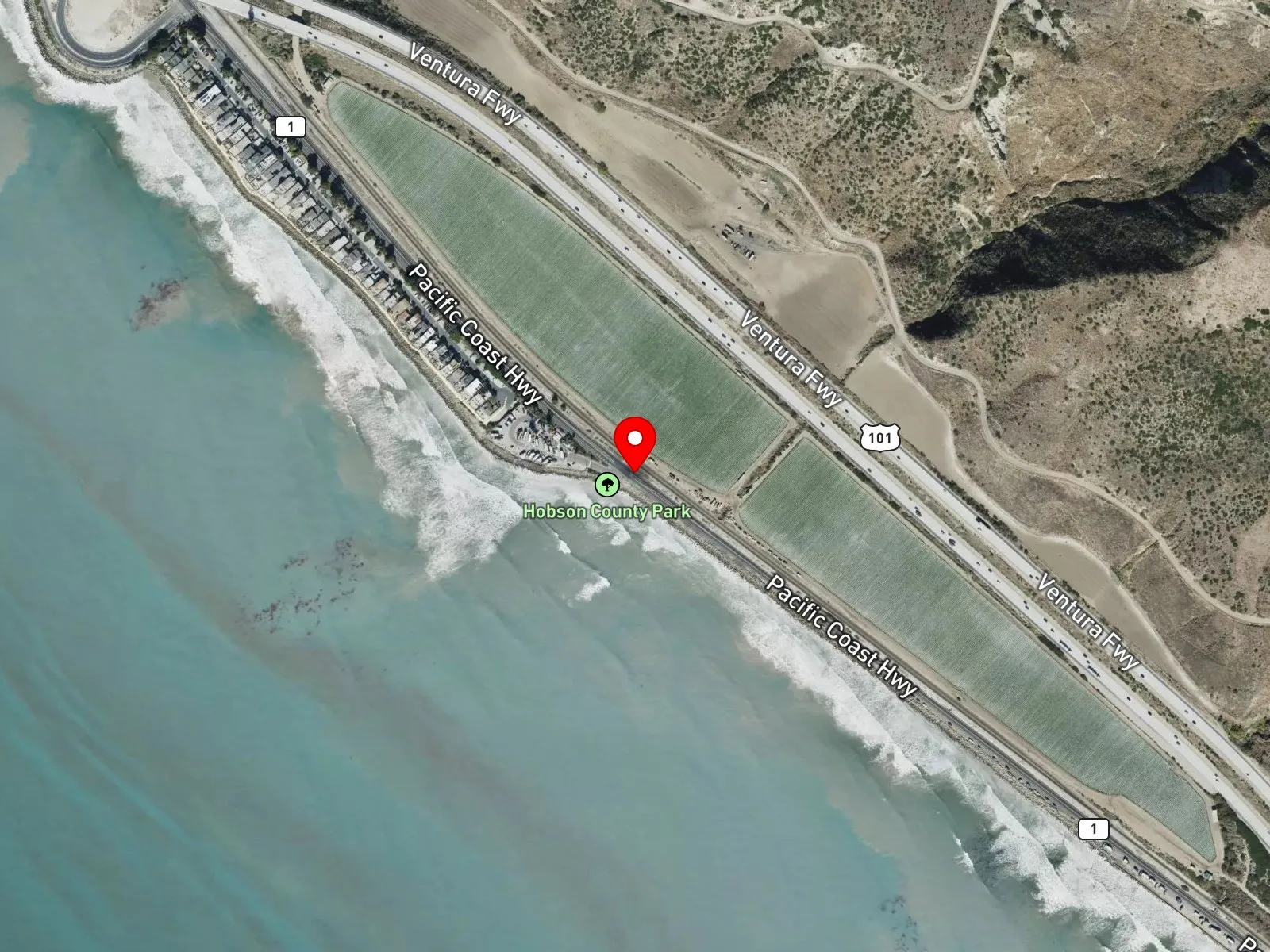 Map of Hobson Beach Park showing the campground, day-use lot, and cobble shoreline